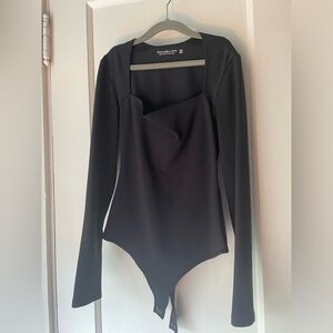 Black square neck Abercrombie bodysuit